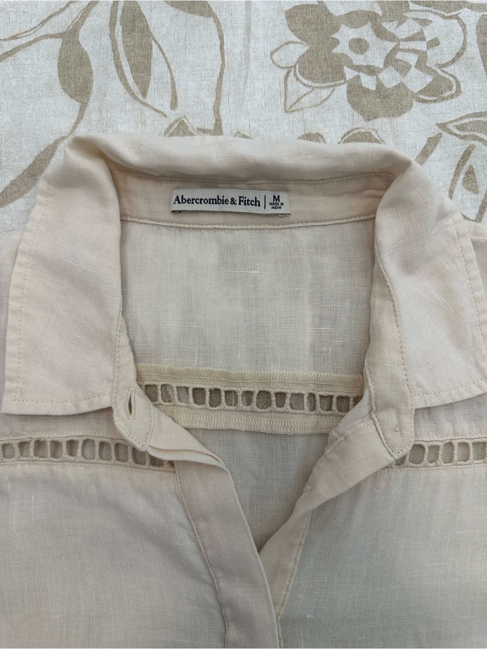 Abercrombie & Fitch Cream Lace-Trim Button Front Shirt & Shorts Set - Picture 4 of 10